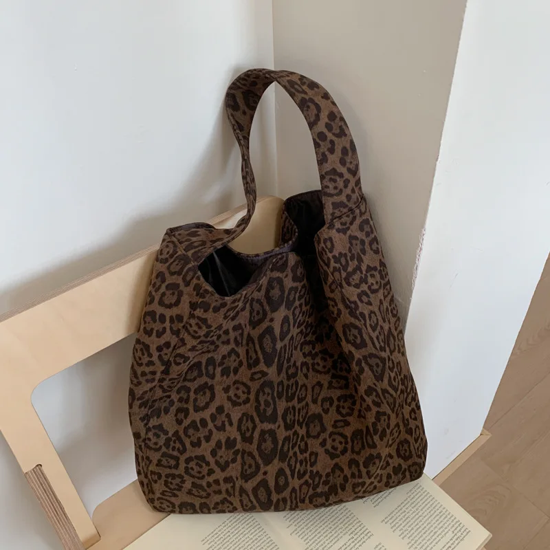 

Korean Retro Leopard Print Large-Capacity Tote Bag, Versatile Matte High-End Shoulder Bag
