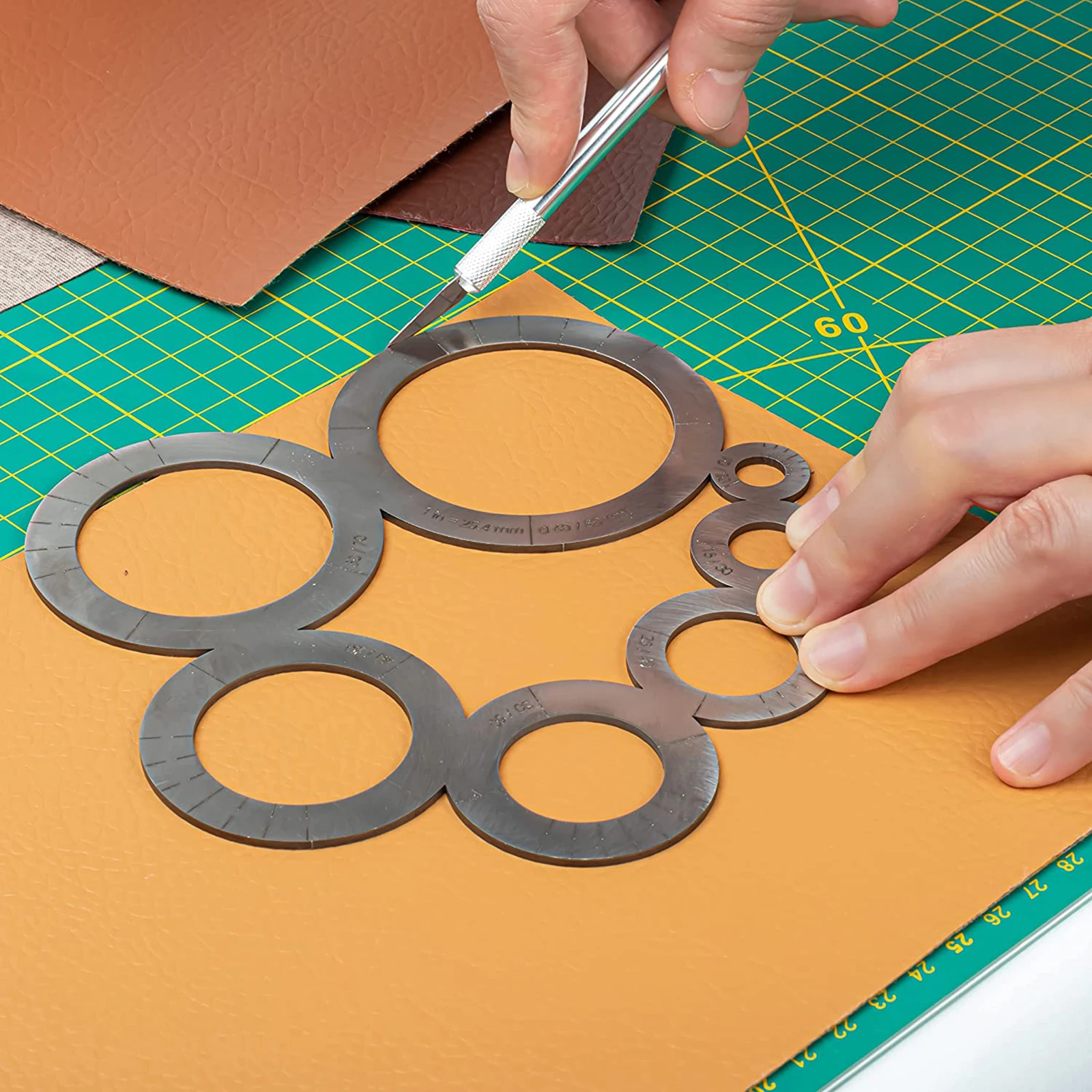 Régua Multiuso para Corte de Couro Ferramenta de Caliper de Círculo Canto de Metal Modelos de Soco Redondo Ferramentas