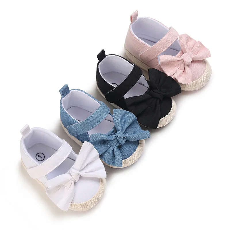 Yibubu-Chaussures d'été noires pour bébé, sandales de princesse pour bébé, conception de nœud en éventail mignon, chaussures à l'offre elles souples d'intérieur simples et généreuses pour tout-petits