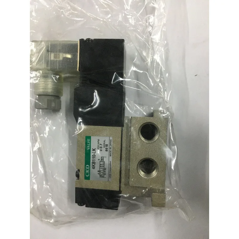 

Детали для электромагнитного клапана CKD 4KB110-06-B/C2 Новый DC24/AC110/AC220