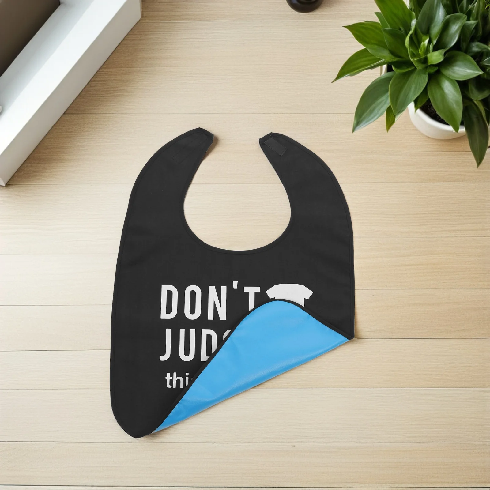 

2Pcs Waterproof Adult Bibs Large Coverage Reusable Dining Bibs for Elderly Seniors Men Women Easy Clean Comfortable Fit