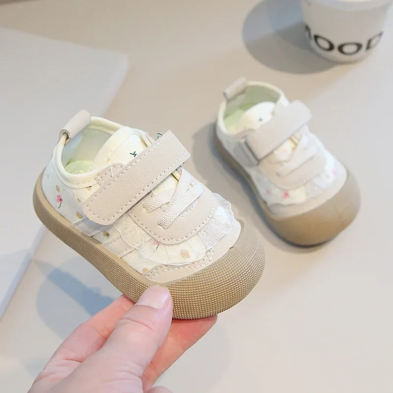 Cute Baby Floral Flats Sweet for Girls Walking Shoes Toes Capped Anti-kicked 2025 Autumn New Little Kids Sports Shoes Hook&loop