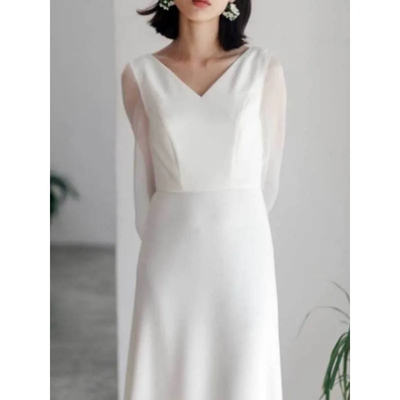 Robe de mariée française légère, Simple, en Satin blanc, voile de sortie, col en v, manches longues, robe de soirée pour Banquet d'anniversaire, 2026