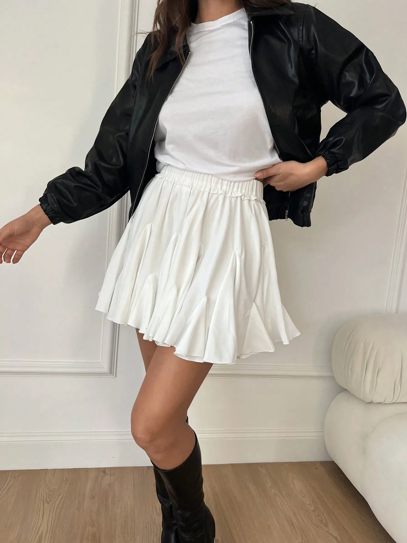 White High-Waisted Pleated Mini Skirt with Ruffled Hem, Casual A-Line Skirt for Spring Fall