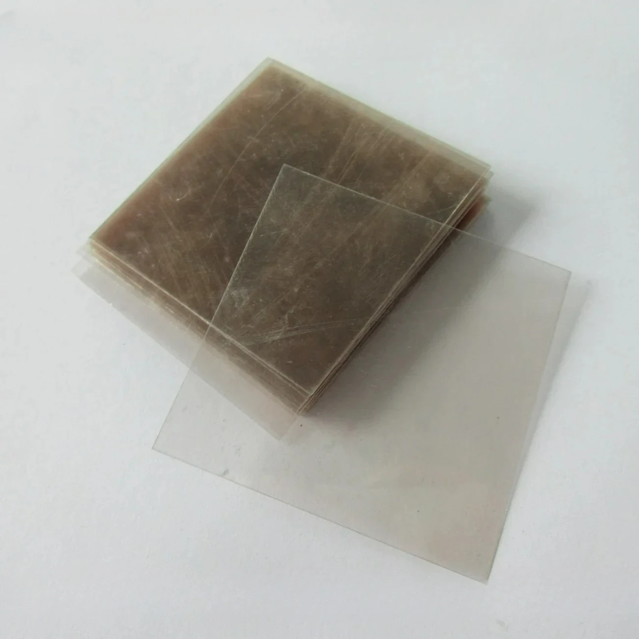 Natural nsulation Sheet Transparent Gasket Capacitor Chip Mica Sheet 50x50x0.1mm