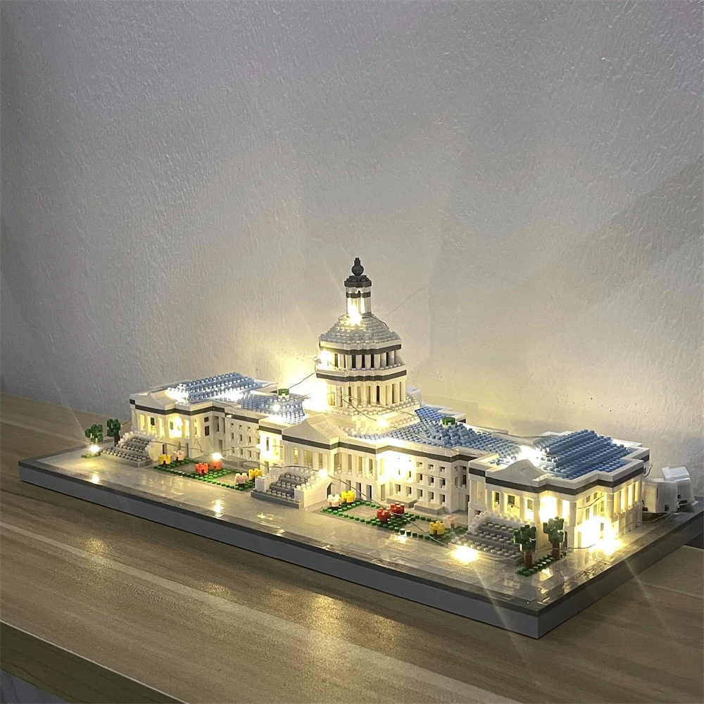 Juego de bloques de construcción con luz LED, modelo de arquitectura, pieza decorativa Ideal para el hogar y la Oficina, Casa Blanca incorporada, Micro Mini