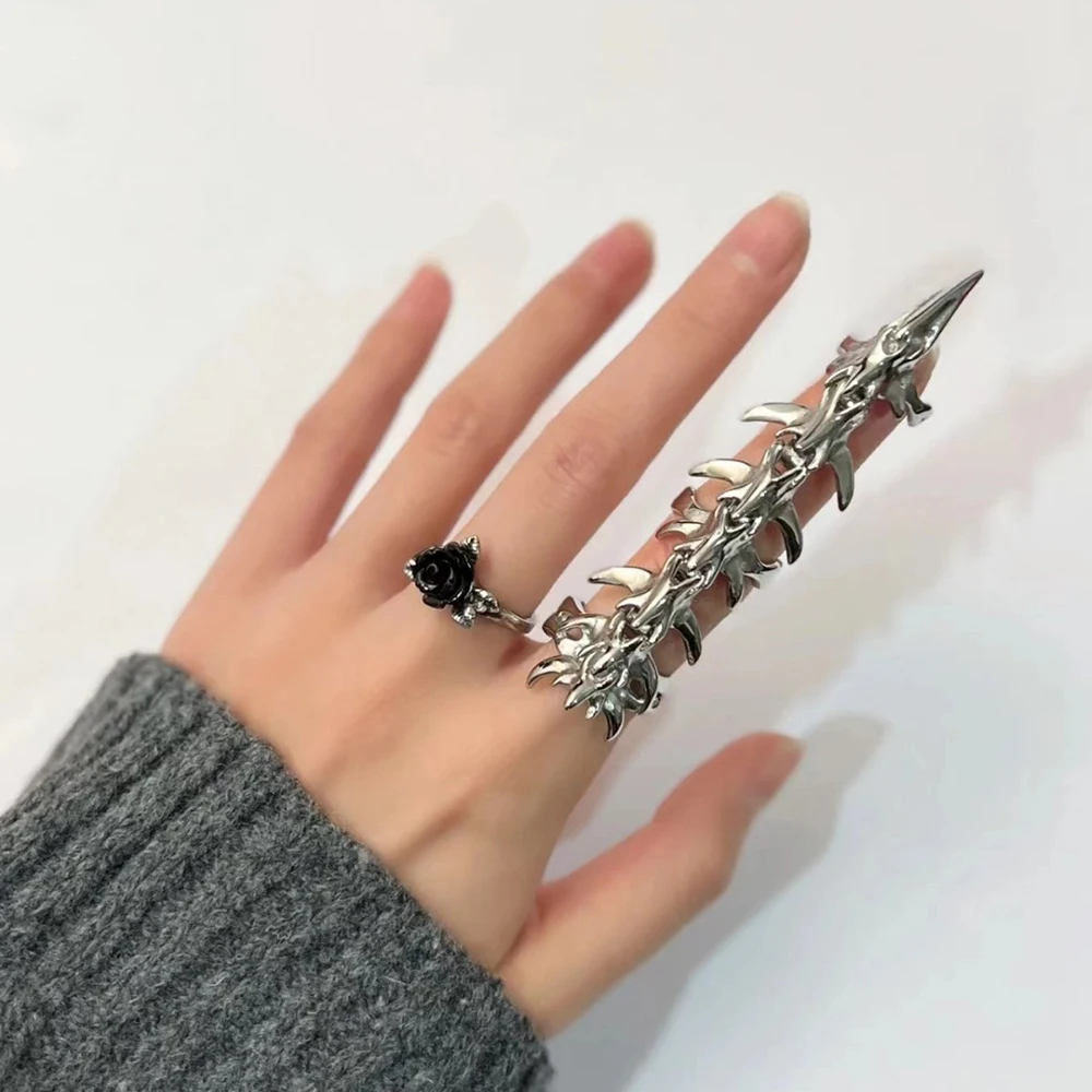 New Punk Gothic Rock Scroll Joint Armor Knuckle Metal Rings Exaggerated Dragon spinal Skeletal Design Adjustable Finger Ring Jew