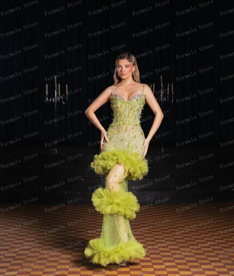 فستان حورية البحر باللون الأخضر الليموني المتلألئ مع كشكشة من التول وصدرية مطرزة - فستان سهرة مثير بحزام سباغيتي للحفلات