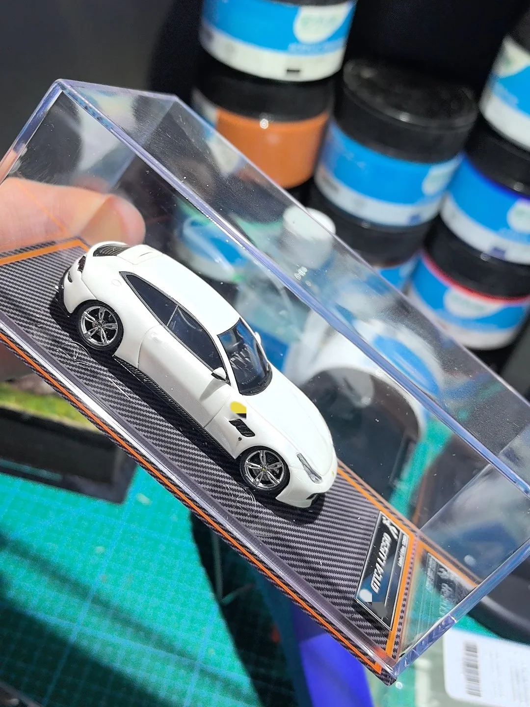 

U2 1:64 GTC4 White resin simulated car model decorative gifts for children