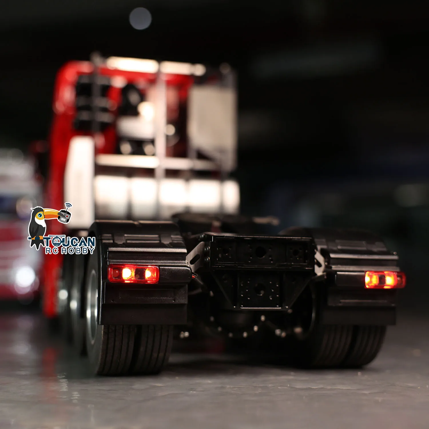 

LESU 1/14 Metal RC Tractor Truck RTR 3363 1851 Radio Control Car Model Lights Sounds Equipment Rack DIY Construction RC Toys