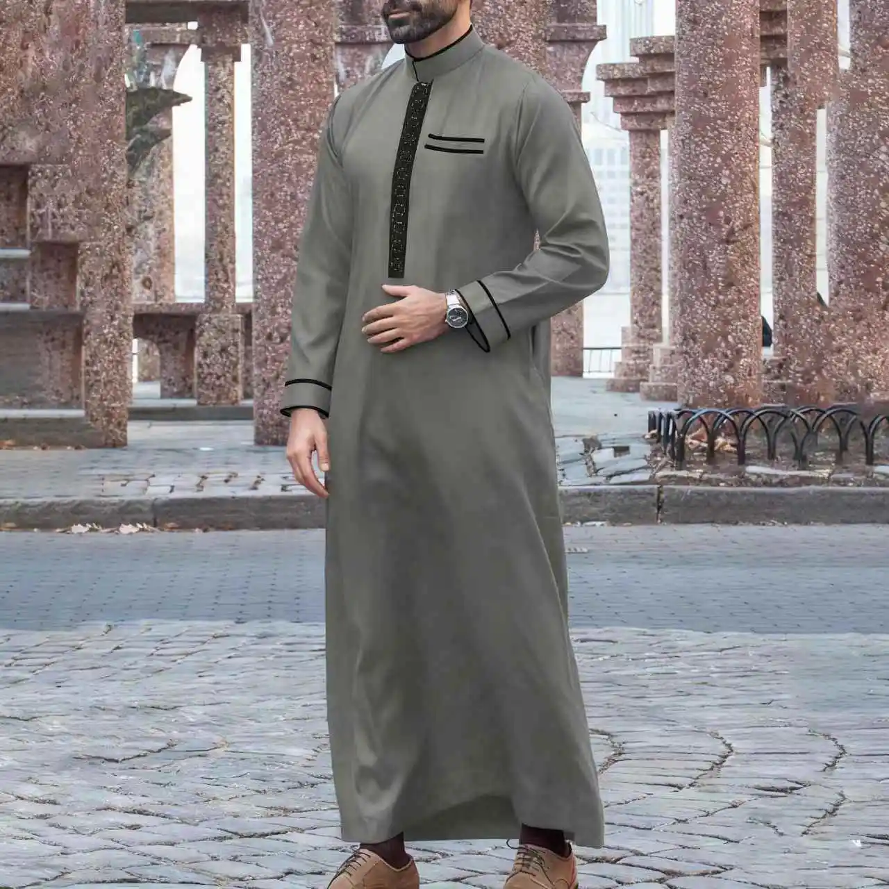 2025Stile etnico musulmano, vestaglie da uomo, ricami a maniche lunghe, abiti arabi con colletto rialzato, abbigliamento tradizionale