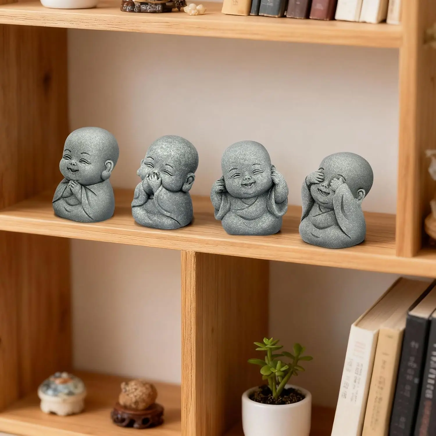 Image 6: Ensemble de 4 statues de Bouddha pour bébé, mini moine zen de 2 pouces, Bouddha en grès pour décoration de bureau, Bouddha souriant pour la chance, tableau de bord de voiture