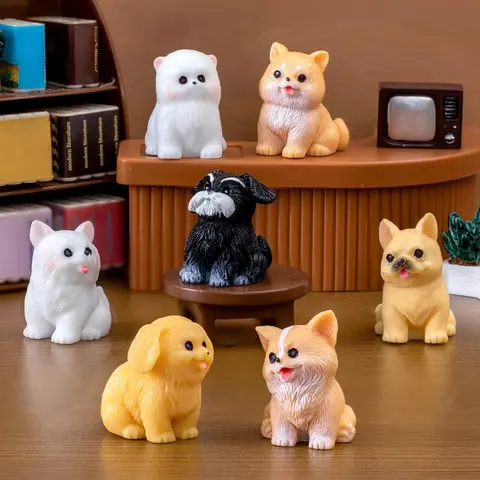Miniature de chien blanc mignon - Ornement en résine pour voiture, bureau et décoration de micro-paysage