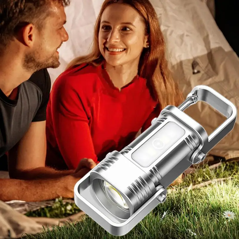 Porte-clés LED Rechargeable, petite lampe de poche Rechargeable, accessoire d'éclairage d'urgence extérieur