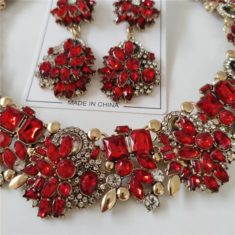 2024 New Trend Red Crystal Rhinestone Necklace Earrings Women Jewelry Sets Indian Statement Large Collar Wedding Choker Necklace