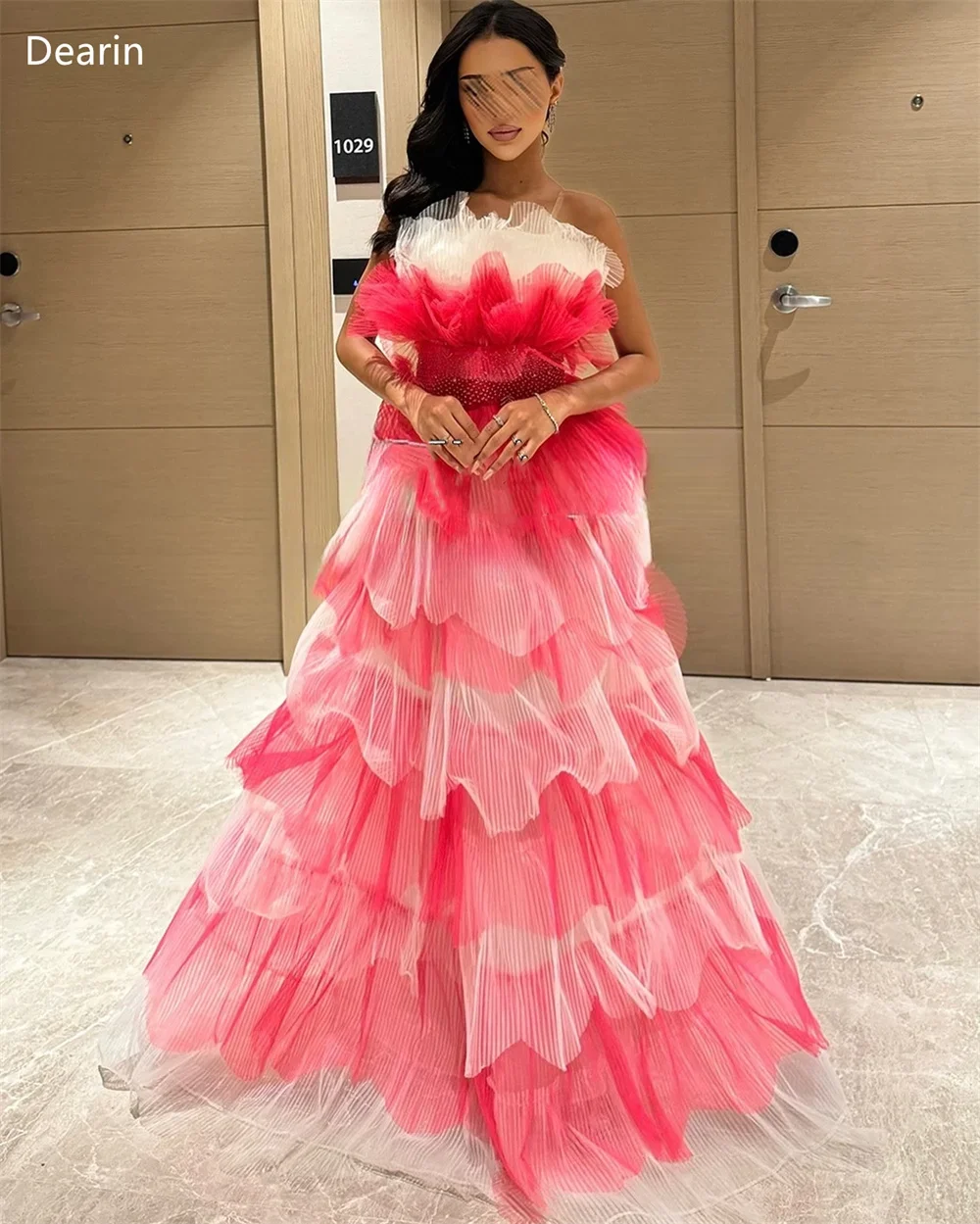 Vestido de noche personalizado para mujer, faldas hasta el suelo con bola sin tirantes, drapeado en capas de tul sin mangas, ocasión a medida