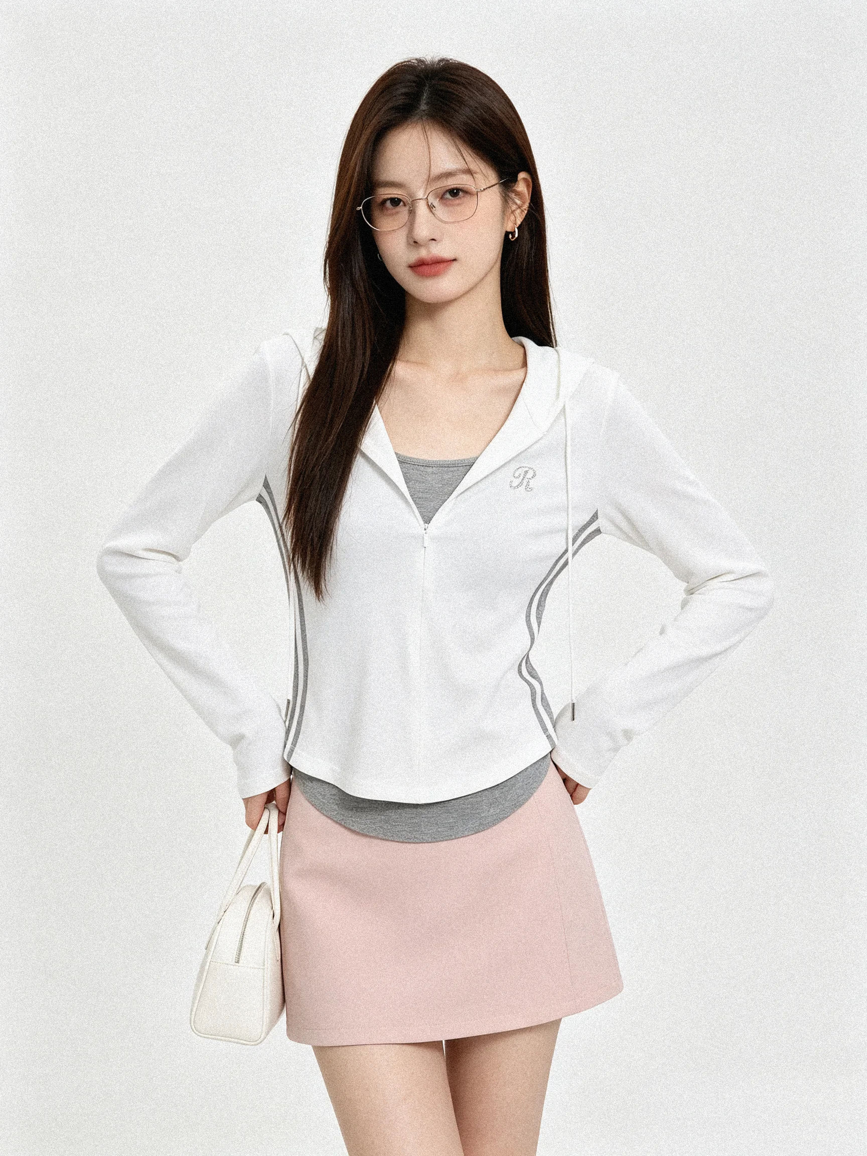 Korean Style Long Sleeve Glue Drill Hat T-shirt Skin-friendly Color Block Age Reduction Top for Women Short Length Casual Wear