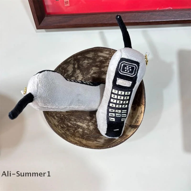 Simpatico telefono cellulare di simulazione creativa bambola di peluche giocattolo portachiavi ciondolo ragazza ragazzo zaino borsa con ciondolo ornamenti regali di compleanno divertenti