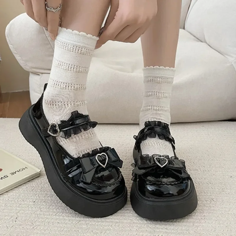 Sweet Mary Janes Princess Shoes Quality Platform Lolita Lady Shoes Bowknot Heart Buckle Women Pumps Japan Style Lace Dress Pumps