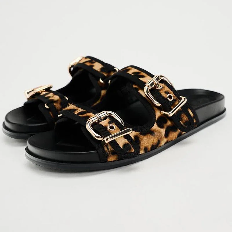 

TRAF Woman Leopard Flats Sandals Metal Buckle Flat Sandals 2024 Summer Round toe Slingback Shoes Female Casual Street Sandals