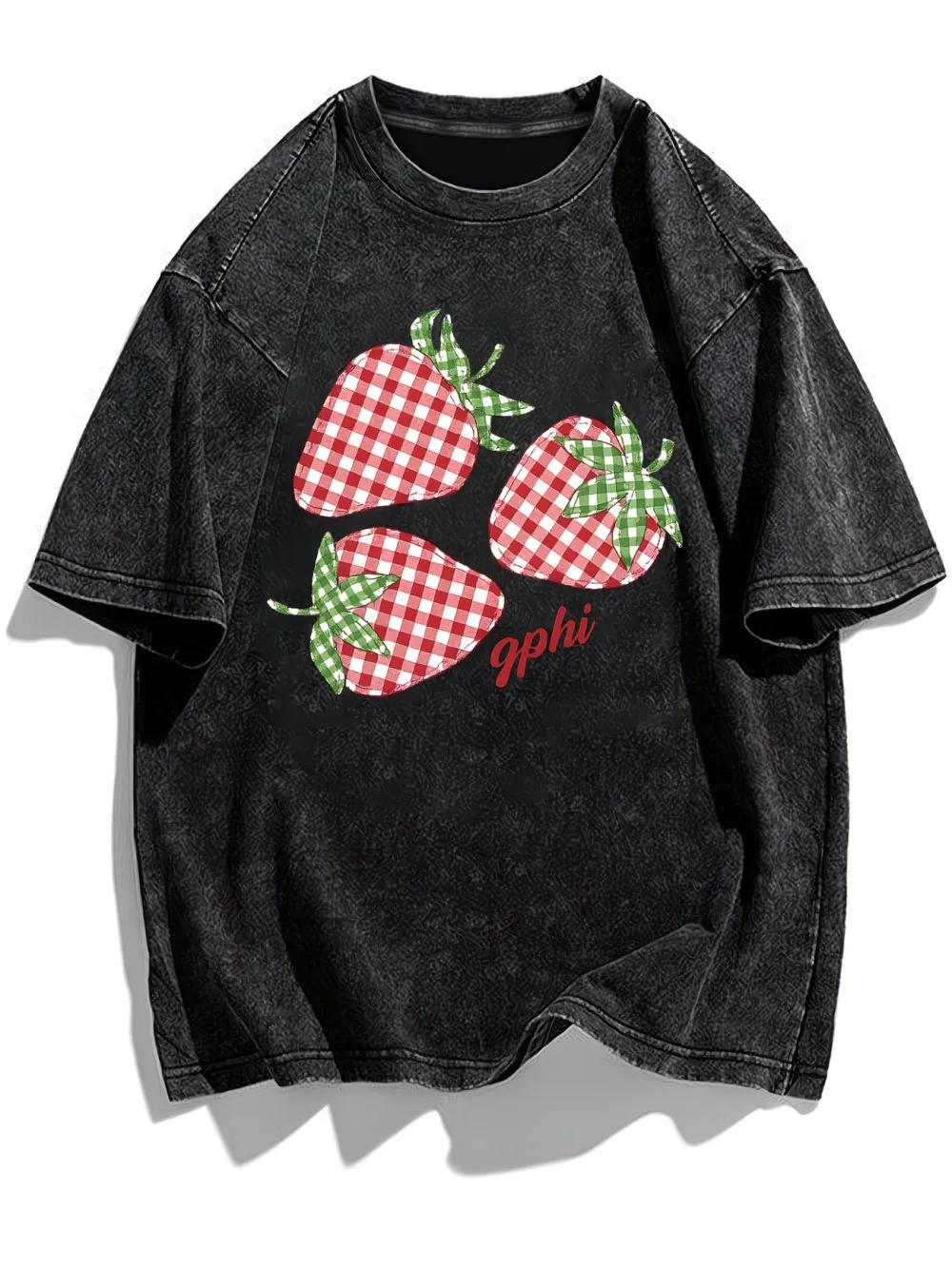 Checkered Strawberry Print T-Shirt Washed Cotton Acid Wash Graphic Tee Retro Fruit Design Top Fashionable Casual Unisex Shirt