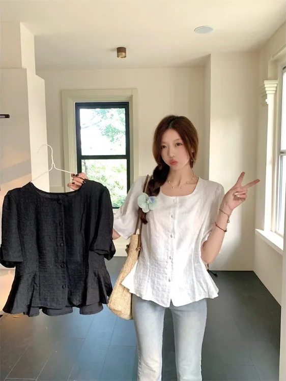 

Elegant round Neck Single Button Large Size Shirt Women's Top with Flounce Sleeve And Bouffant Sleeve French Style Loose Fit