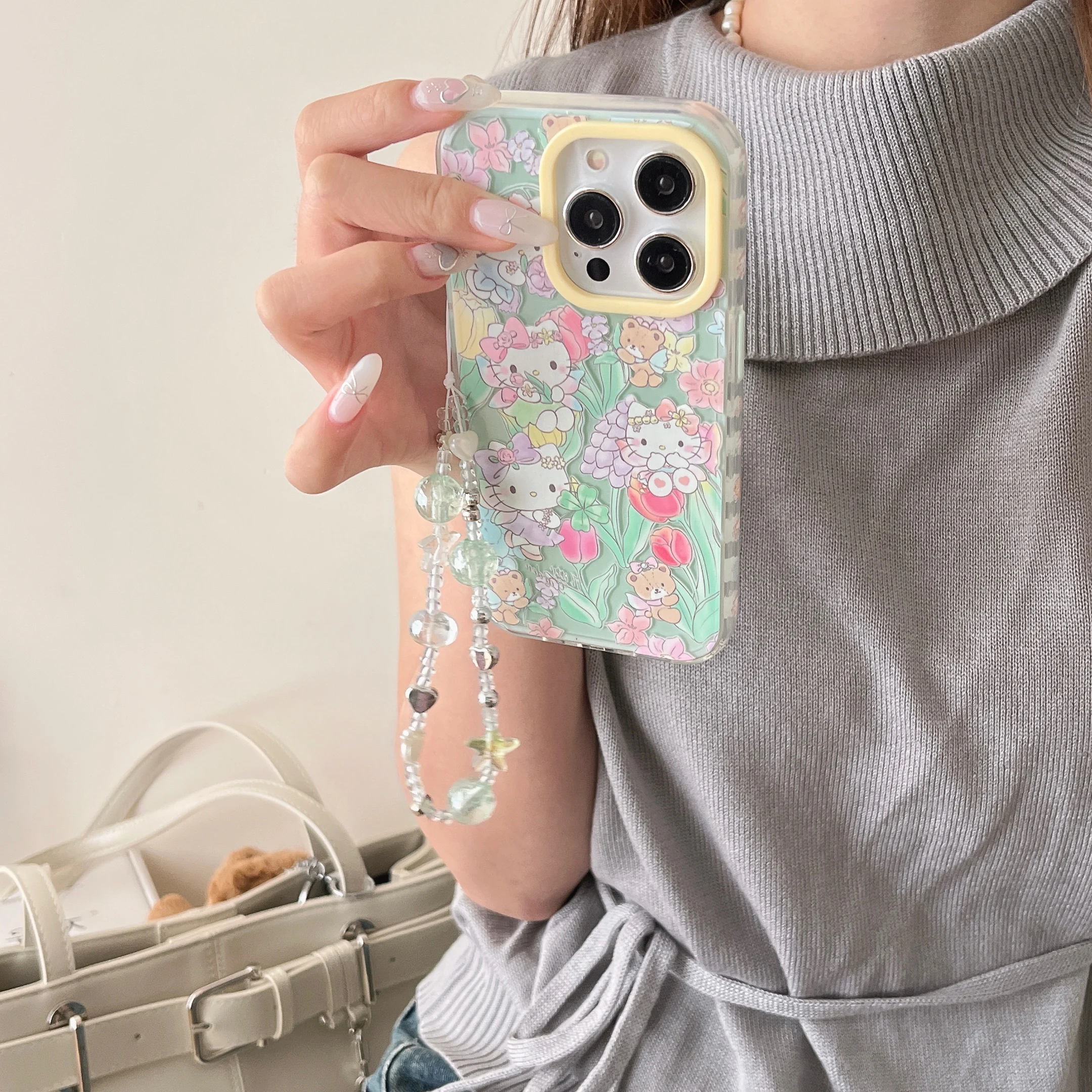 Luxury Pretty Tulip Hello Kitty Cartoon Soft Silicone Phone Case for iPhone 13 14 15 16Pro Max Crystal Glitte Wrist Strap