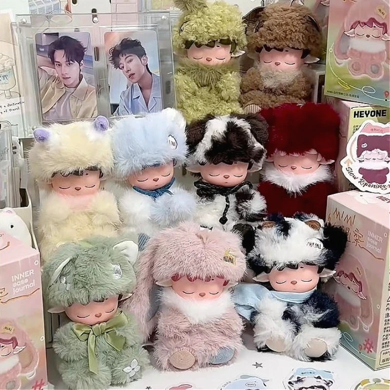 HEYONE MIMI Série Journal d'Observation Gratuit, Pendentif en Peluche, Boîte Mystère, Porte-clés Mignon, Jouet Tendance, Pendentif Sac Surprise, Cadeau de Collection