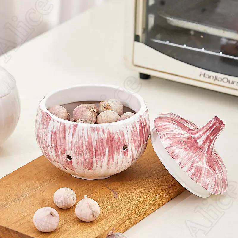 Creative Hollow Out Onion Storage Jar Restaurant Kitchen Ventilation Anti Mold Ginger Garlic Jars Household Ceramic Sealed Tank