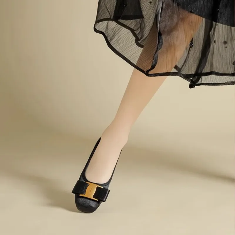 Zapatos planos con punta cuadrada para mujer, calzado informal de suela blanda, decoración de Metal, pajarita, sin cordones, para uso diario y al aire libre, gran oferta de verano 2025