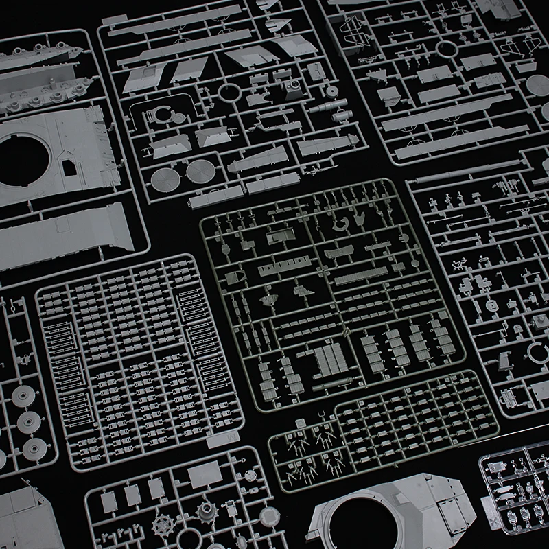 Randmodel assembleren tankmodelkit BT-031 Leopard 2A6 hoofdgevechtstank Oekraïense versie wordt geleverd met metalen loop 1/35