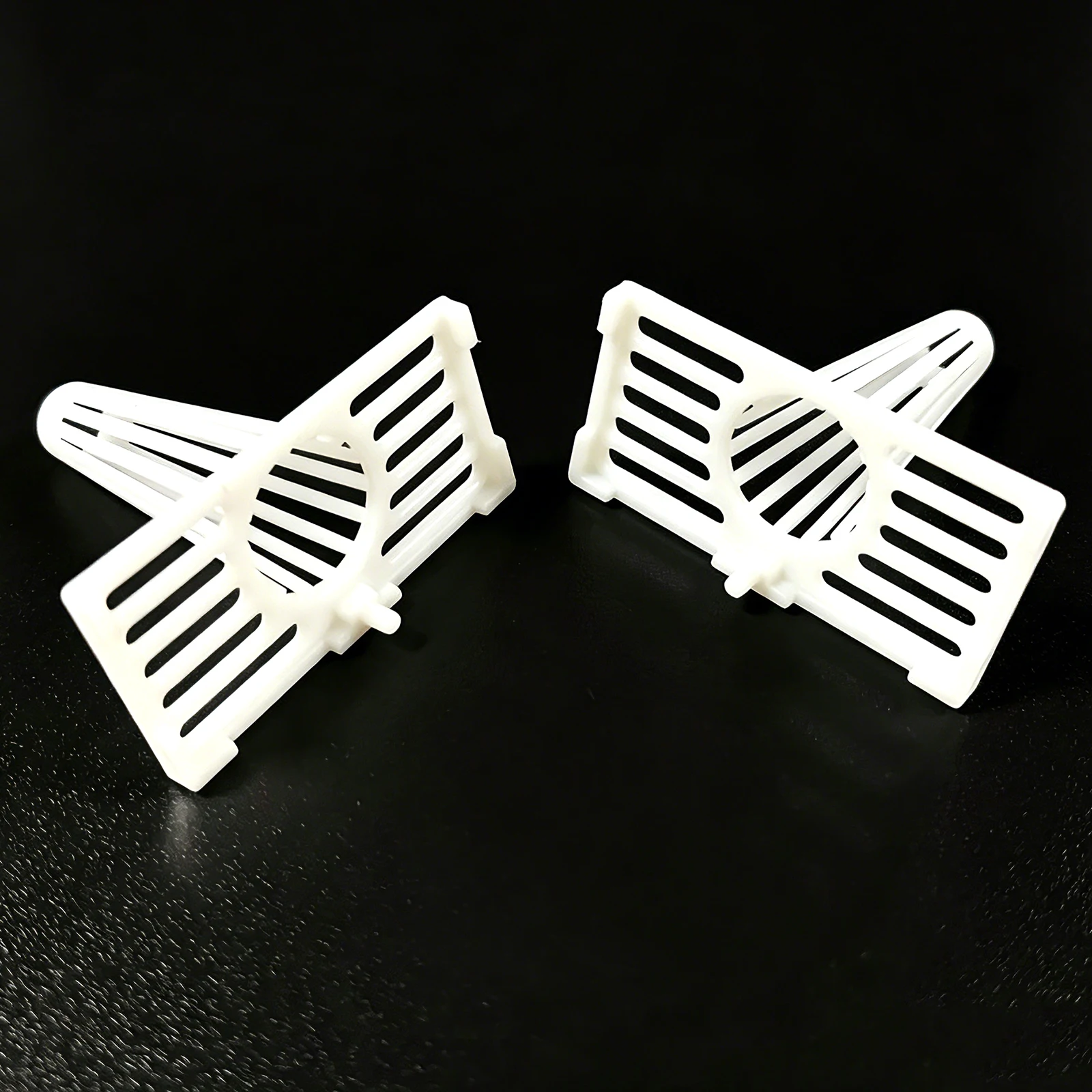 Bee hive accessories Beehive nest door anti-theft device Classic beekeeper beekeeping tools Plastic Bee Tools 5 Pcs
