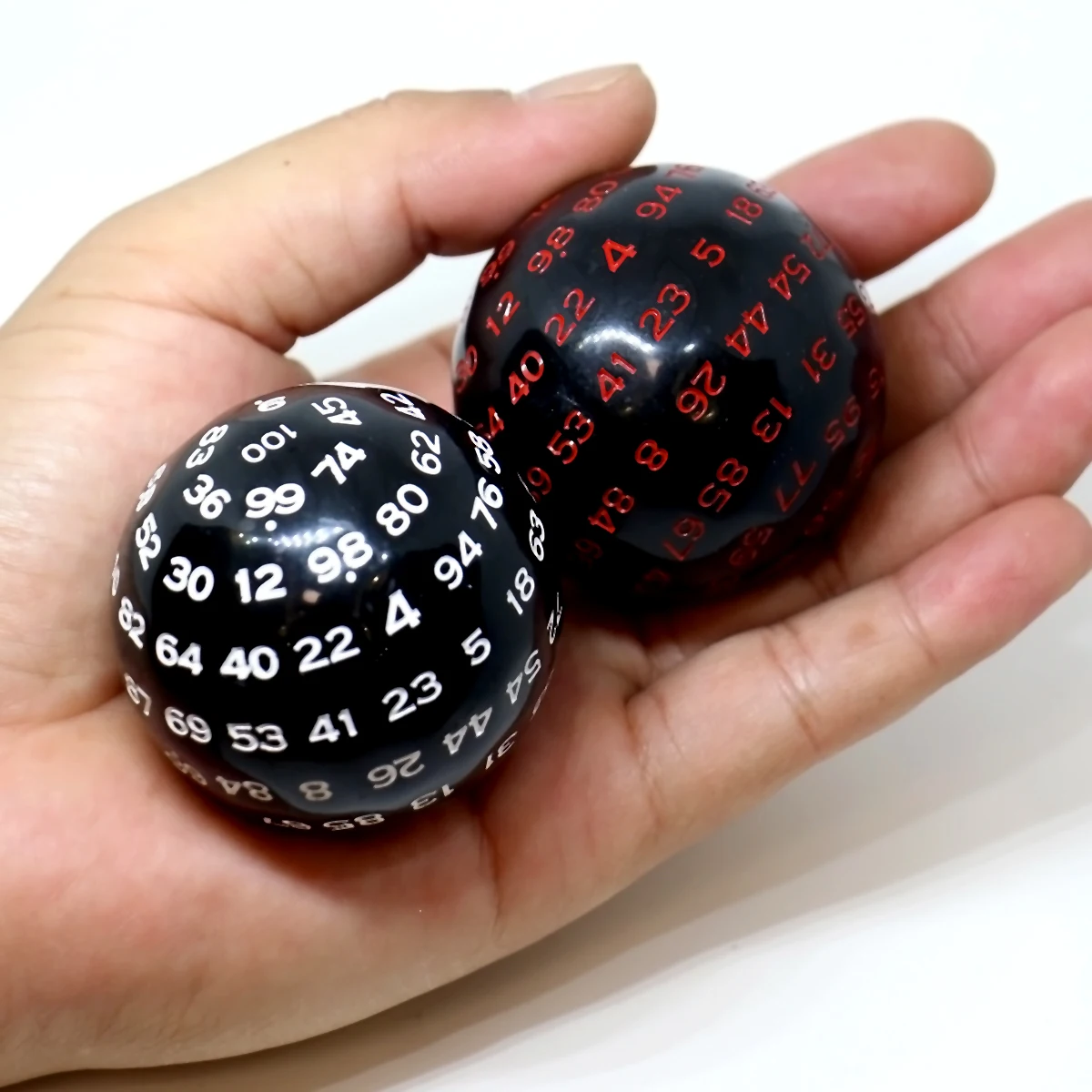 

1pc D100 Dice, Board Game Dice, Polyhedral Table Game Dice Role-Playing RPG Dice, Games and Hobbies, With Velvet Bag