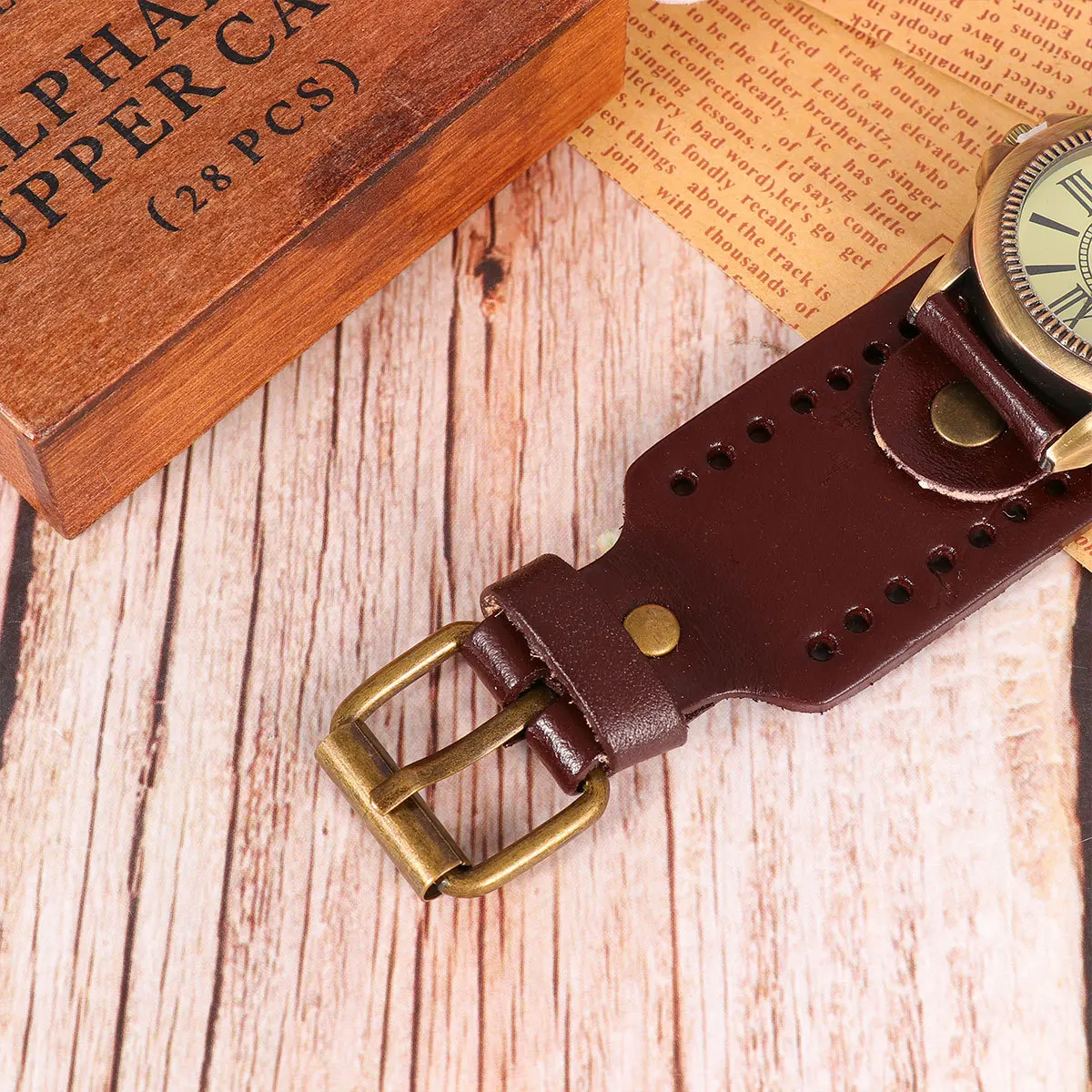 

Vintage Roman Numeral Quartz Wristwatch Deep Coffee Band For Women Retro Style Bracelet Watch Elegant Casual Timepiece