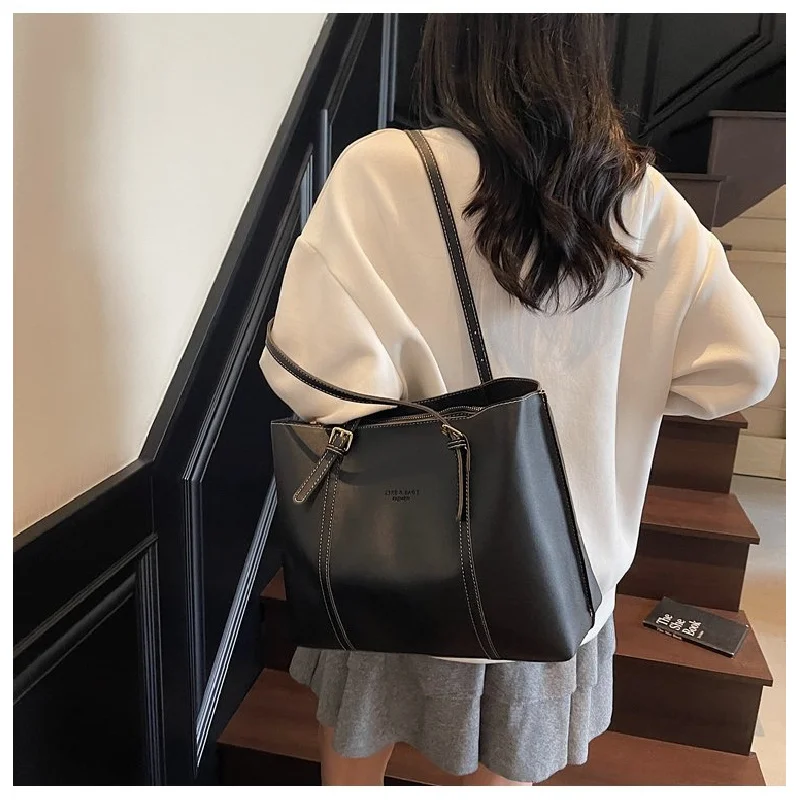 

High-End Women's Hand Bags Made Of Vineyard-Printed Leather Boasting Paris High-End Spacious Soft Daily Refined Look​