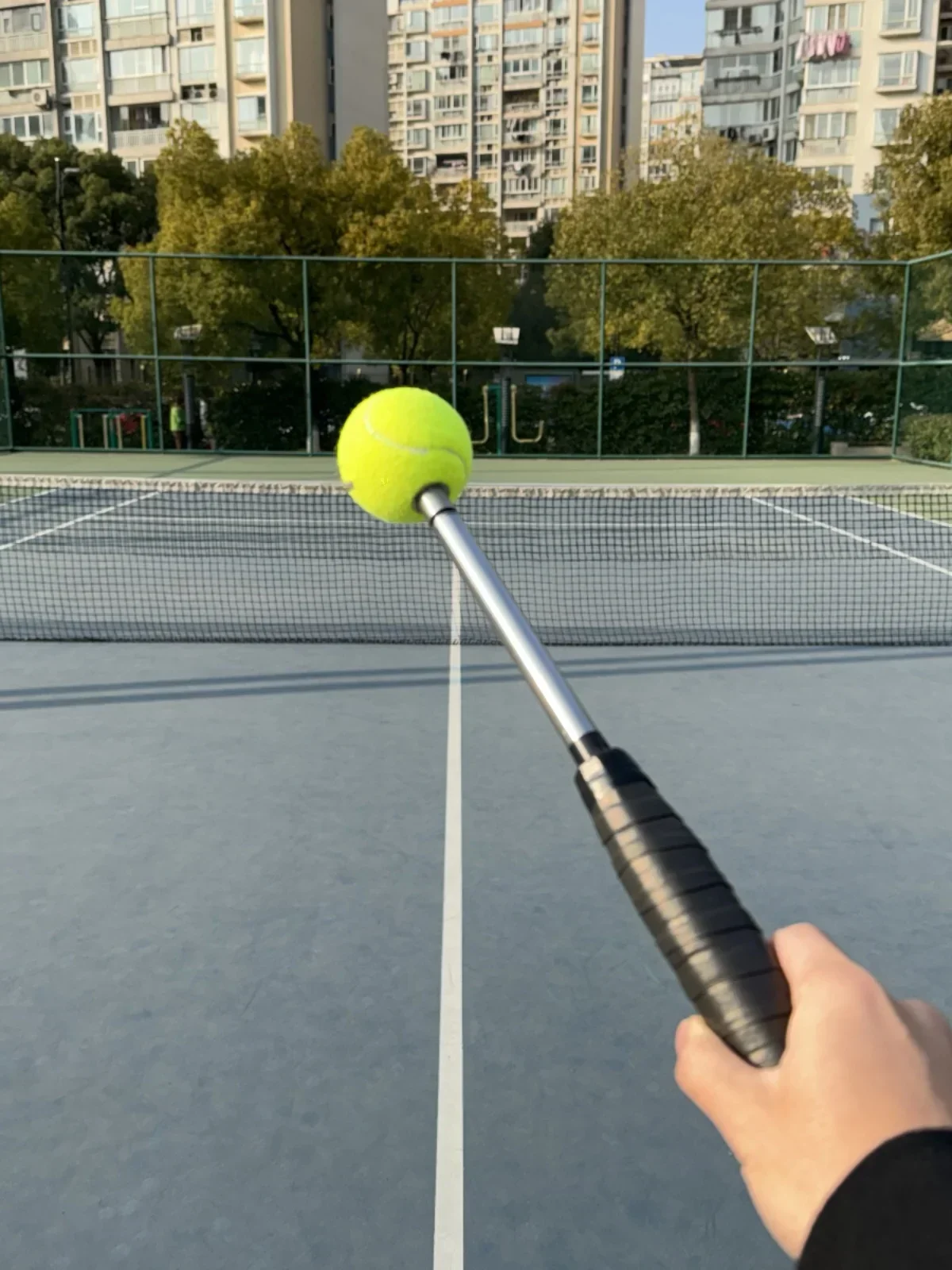 Tennis racket head release trainer  swing tennis ball