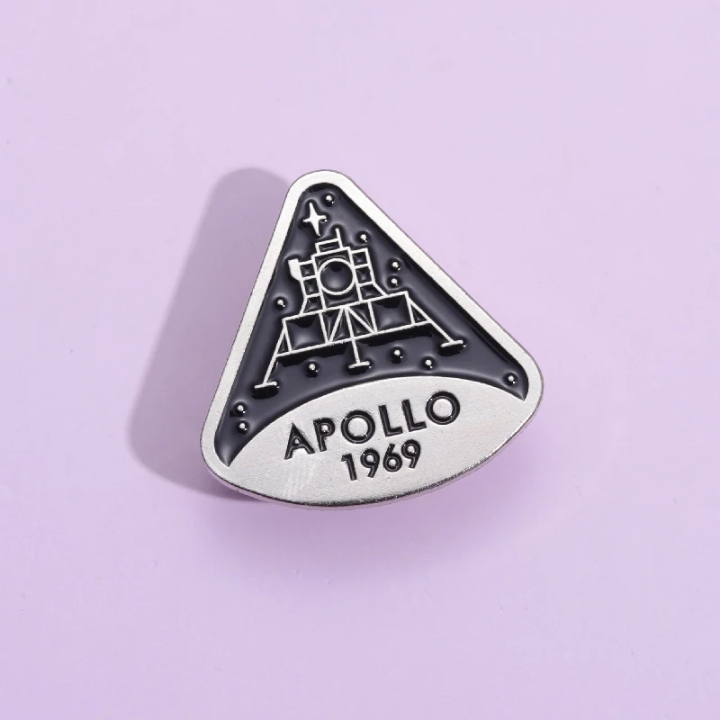 Outer Space Astronauts Enamel Pins Triangle Vintage Geometric Brooches Shirt Clothes Lapel Pin Suit Backpack Badge Jewelry Pin