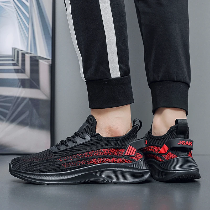 

New Men's Sneakers Thick Sole Comfortable Casual Shoes Lightweight Breathable Fashion Running Shoes Luxury Male Tenis Masculino