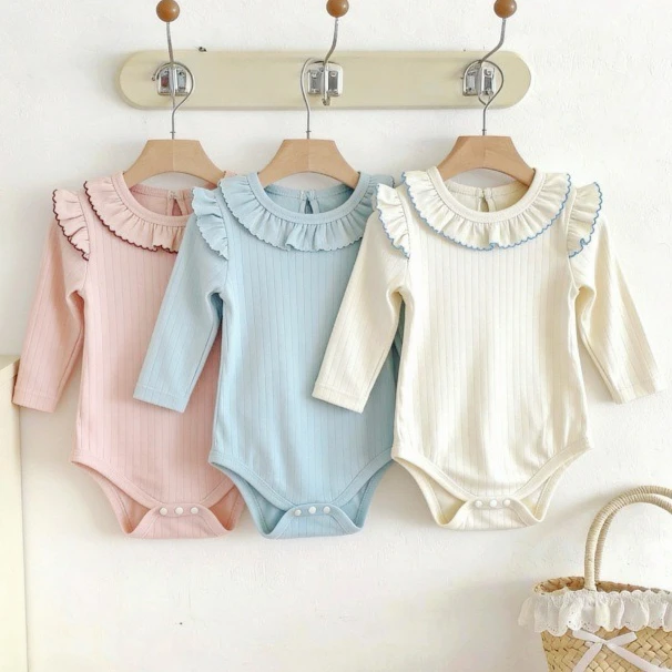 macacao-infantil-feminino-2026-primavera-e-verao-novo-estilo-coreano-moda-bebe-menina-gola-lotus-algodao-cor-solida