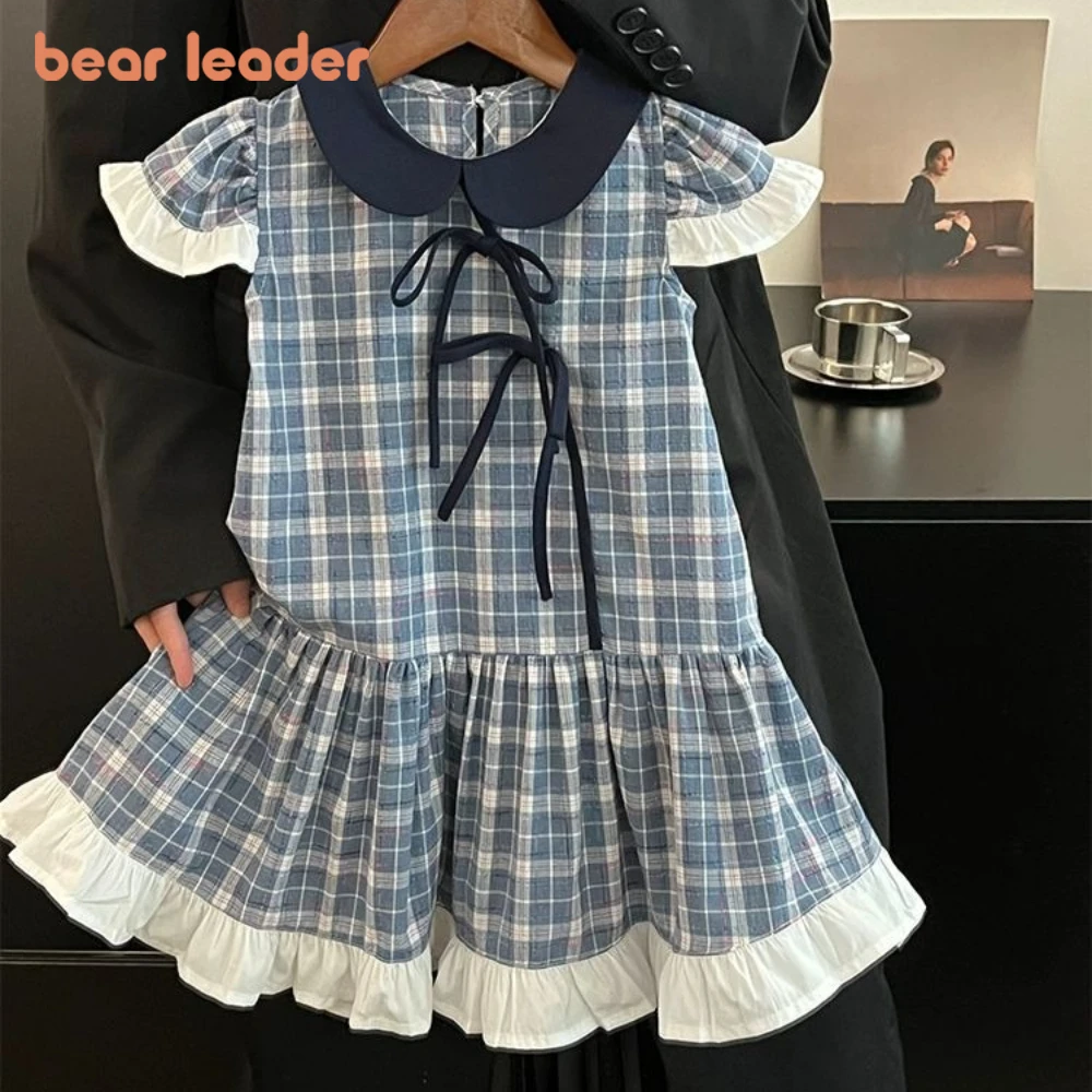 

Детское платье Bear Leader 2026: Новая летняя коллекция, корейский стиль, модное, с отложным воротником, рукавами-крылышками, пэчворк, кружево, клетка