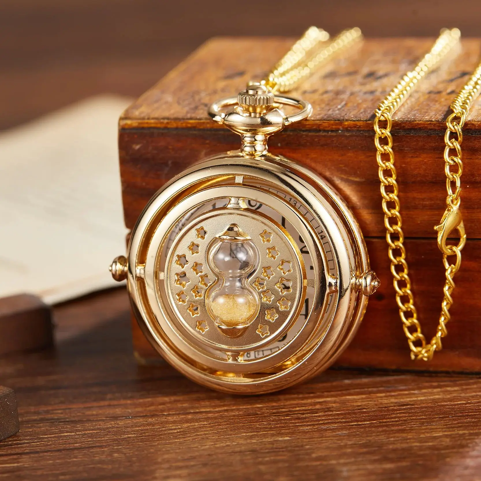 Nostalgic Retro Men Women Quartz Pocket Watches With Classic Elegant Dial Design Unique Clock Suitable For Birthday Gifts