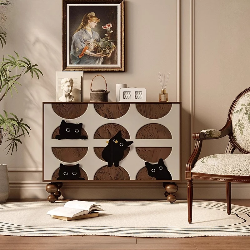 semplice immagine di animale gatto integrato in legno massello contro il muro, armadietto decorativo d'ingresso, armadietto laterale da pranzo per la casa