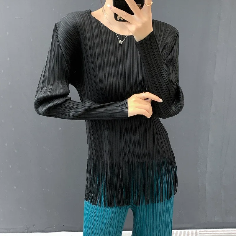 Miyake-Camiseta plisada de manga larga con borlas para mujer, blusa elástica con cuello redondo, nueva versión coreana de primavera y otoño