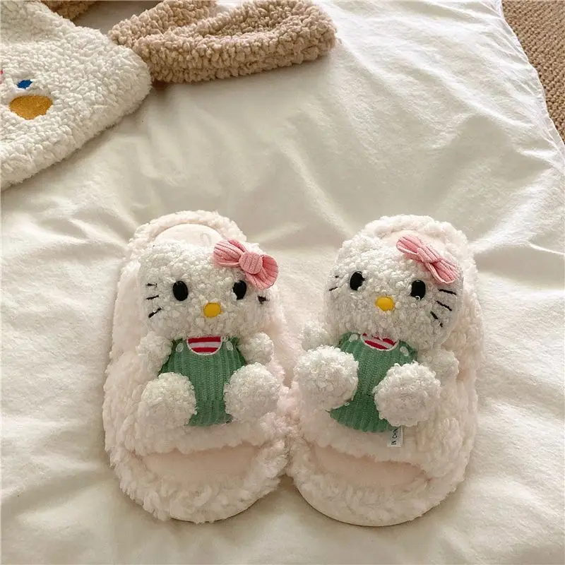 Zapatos de algodón de Hello Kitty Sanrio Anime para mujer, zapatos planos de peluche, zapatillas bonitas para interiores y exteriores, zapatillas de invierno cálidas y cómodas