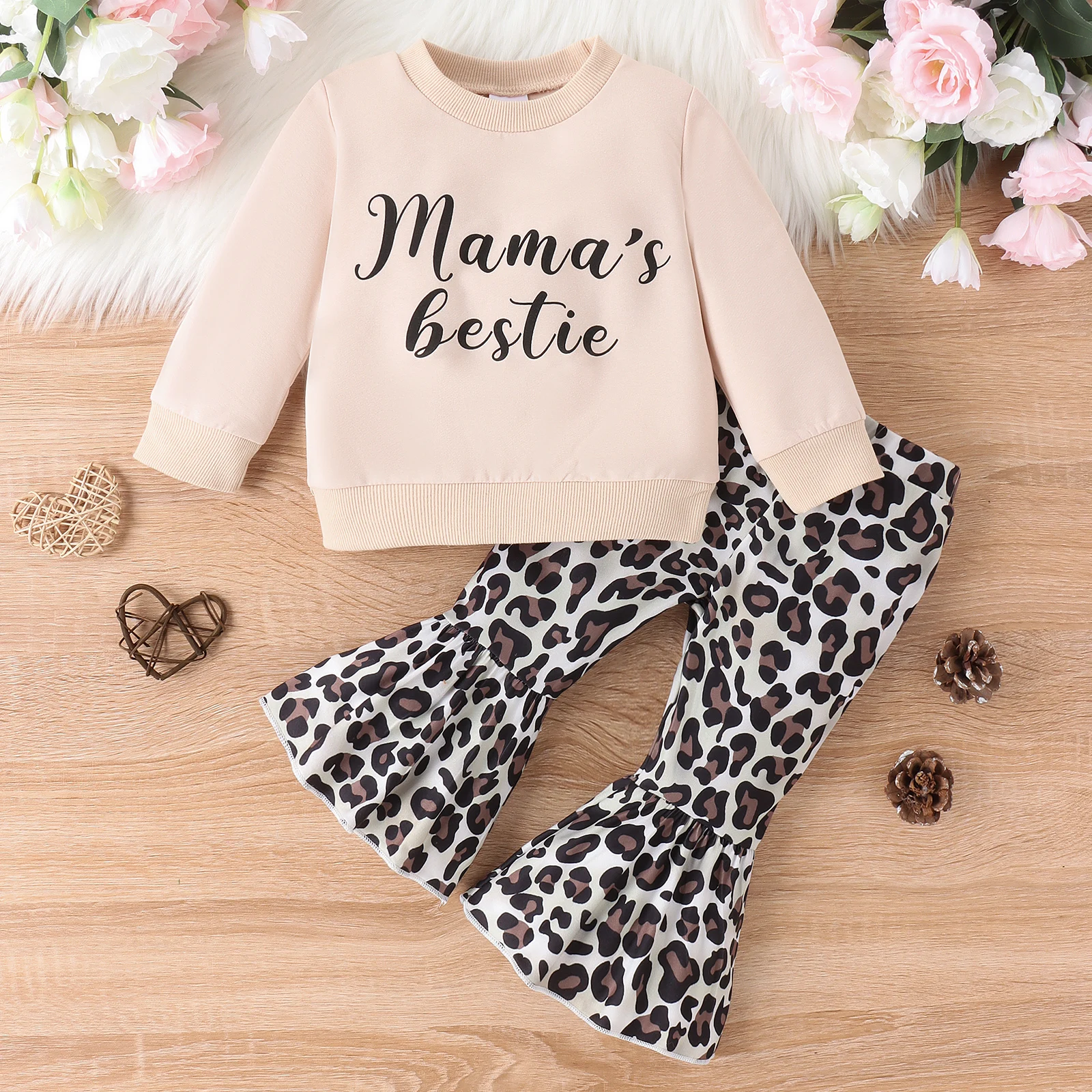 Spring And Autumn 1-4 Years Old Girl Casual Simple Apricot Letter Printed Hoodie With Leopard Leopard Flare Pants Set