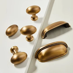Retro Furniture Handles and Knobs Solid Brass Bedroom Wardrobe Pulls Antique Bronze Kitchen Cabinets Handles Vintage Darwer Knob