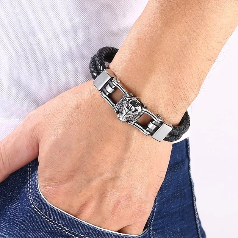 Stainless Steel Lion Accessories Men Leather Bracelet Punk Rock Black Leather Magnet Buckle Male Bracelets Christmas Gift SP1557