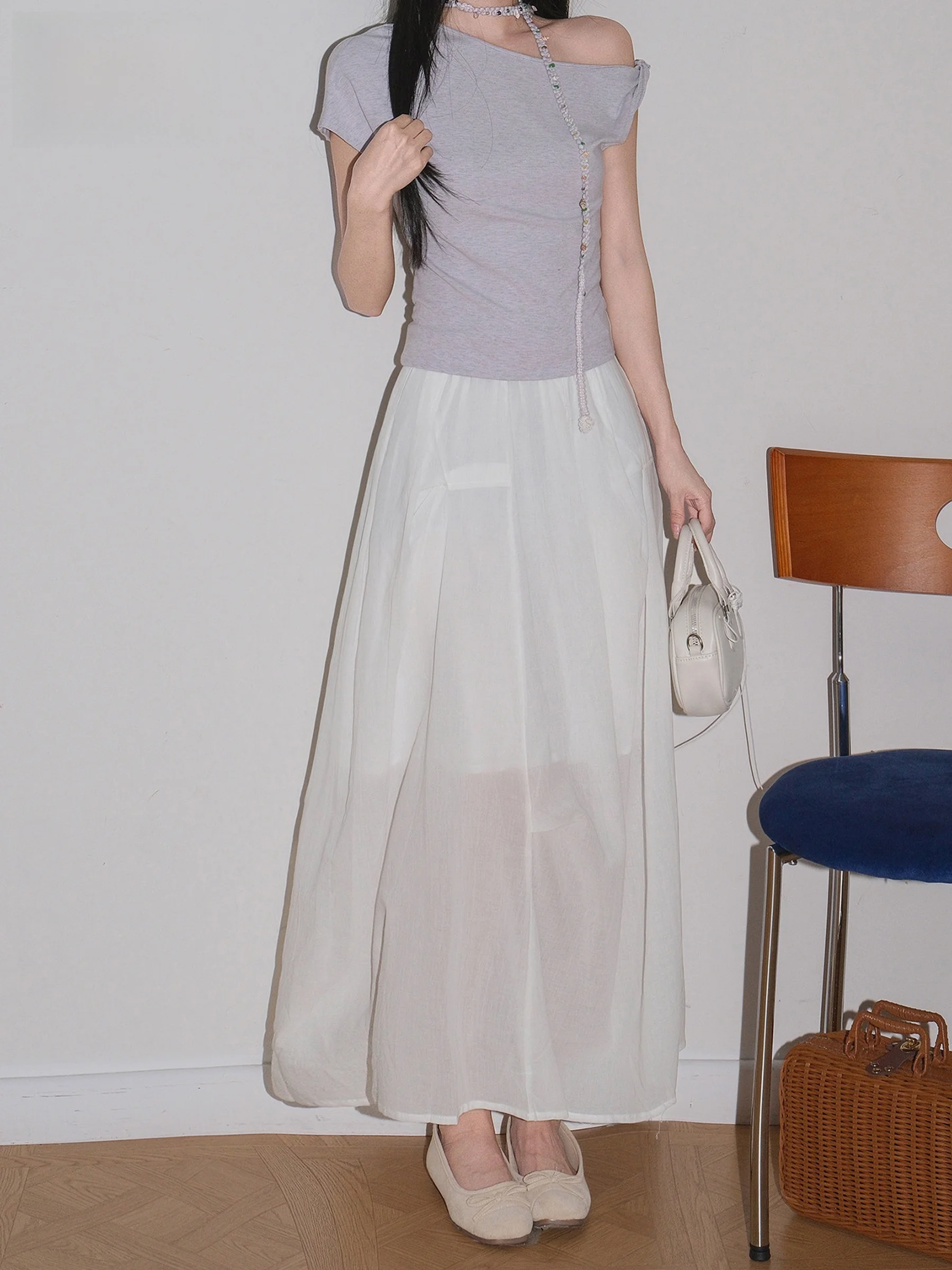 

Gentle Wind White High Waist A-Line Skirt Women's New 2026 Summer Design Folded Draped Large Swing Long Skirt