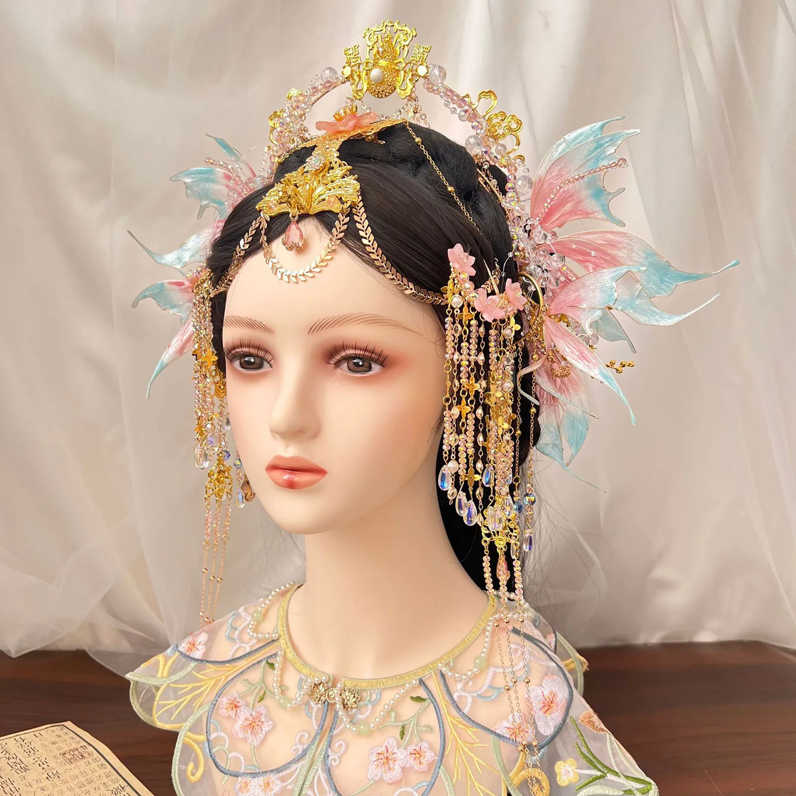 Combhasaki Halloween Ear Cuffs Creative Fish Tail Girl Tassel Design Clip On Earrings for Cosplay Party Costume Props