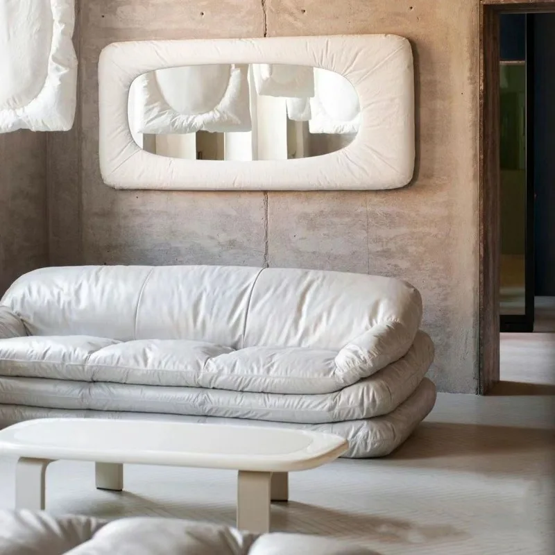 Weiches futuristisches Möbelsofa